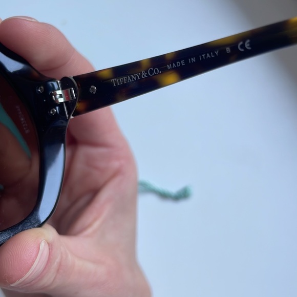 Authentic Tiffany sunglasses - Picture 4 of 5